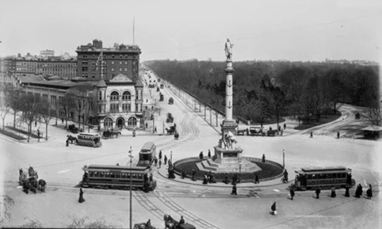 Columbus Circle in 1905